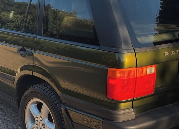 Кардашьян, Стюарт и другие звезды, которые копируют скандальный стиль Бьянки Цензори