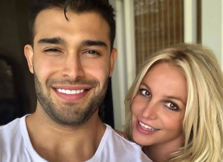 Тимберлейк боится ее мемуаров, Асгари хочет отсудить миллионы: все неудачные романы Бритни Спирс