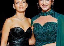 Бенефис Богомолова и овации Майоровой: как прошла театральная премия «Московского комсомольца»